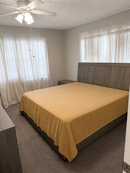 10_PRIMARY_BEDROOM