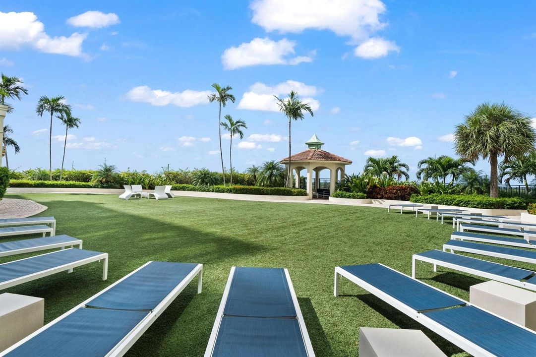 Resort-Style Green Space