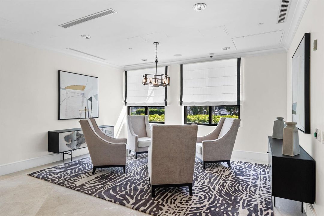 Business Lounge