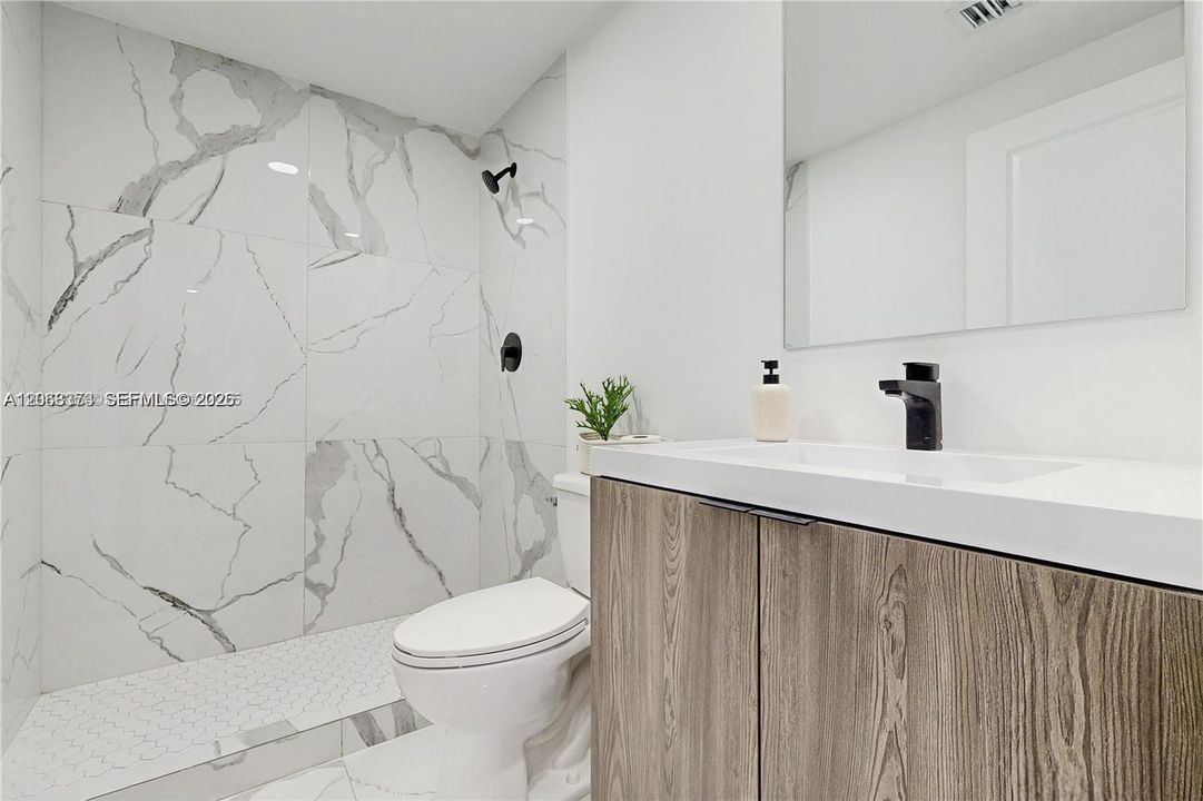 В аренду: $1,800 (1 спален, 1 ванн, 600 Квадратных фут)