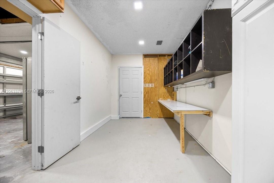 For Rent: $5,000 (4 beds, 3 baths, 1856 Square Feet)