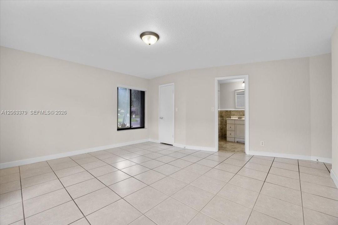 For Rent: $5,000 (4 beds, 3 baths, 1856 Square Feet)