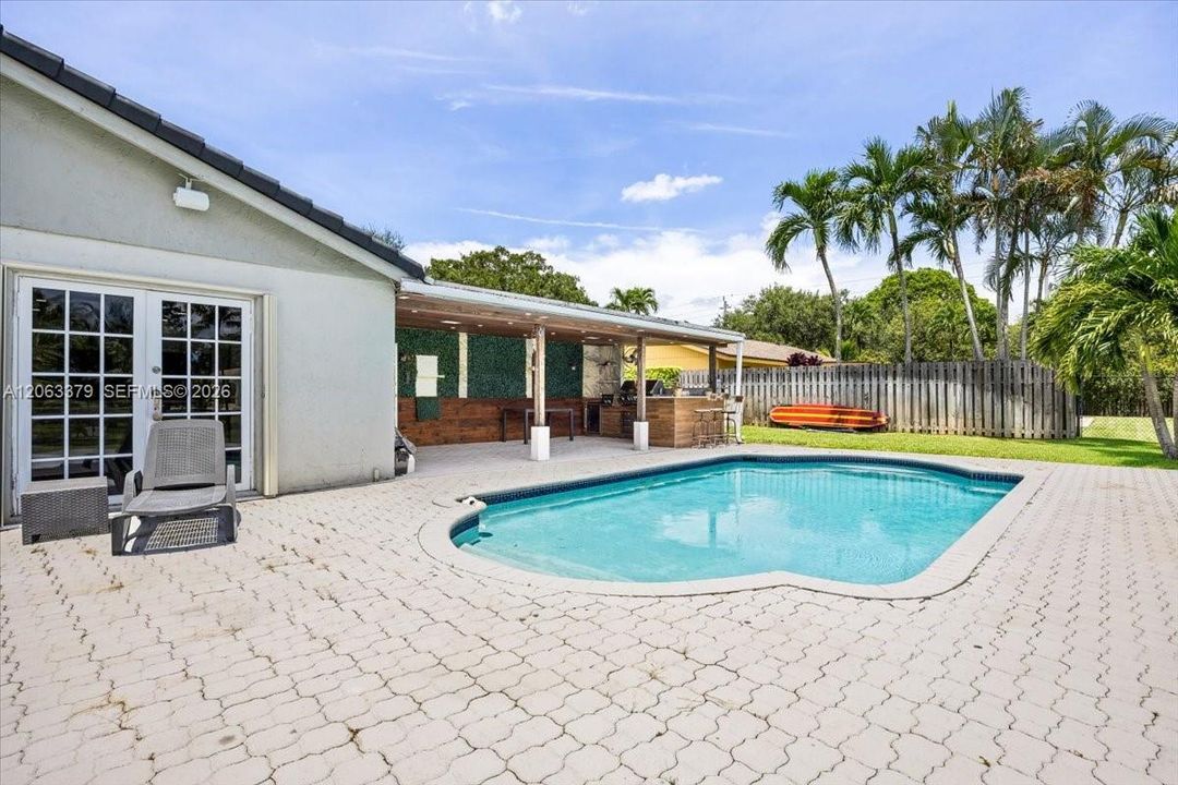 For Rent: $5,000 (4 beds, 3 baths, 1856 Square Feet)