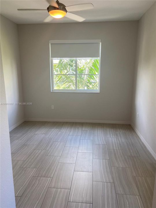 В аренду: $2,050 (1 спален, 1 ванн, 716 Квадратных фут)