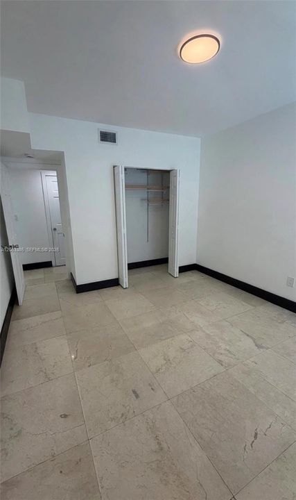 For Rent: $1,850 (1 beds, 1 baths, 539 Square Feet)