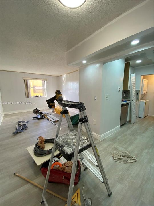 В аренду: $2,270 (2 спален, 1 ванн, 758 Квадратных фут)