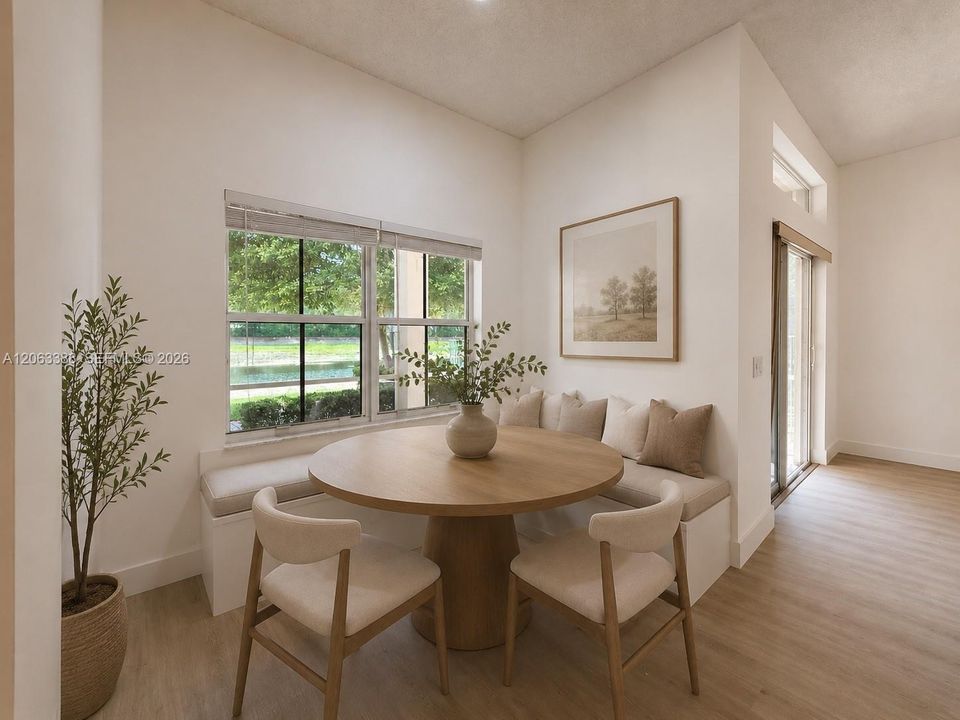 Additional breakfast area (Virtually Staged)