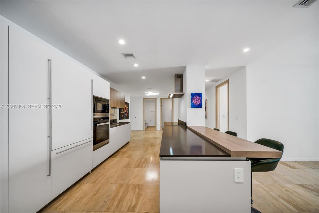 For Sale: $3,000,000 (3 beds, 3 baths, 2076 Square Feet)