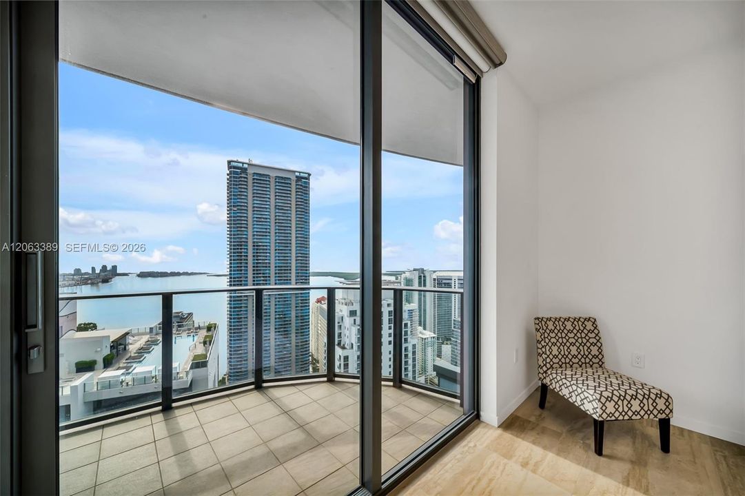For Sale: $3,000,000 (3 beds, 3 baths, 2076 Square Feet)