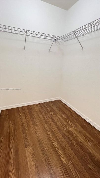 В аренду: $2,200 (3 спален, 2 ванн, 1383 Квадратных фут)