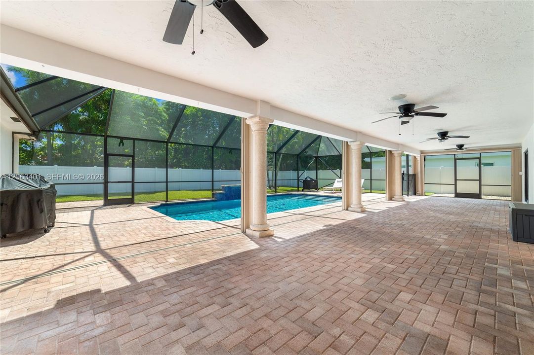 For Sale: $1,149,900 (6 beds, 3 baths, 2947 Square Feet)