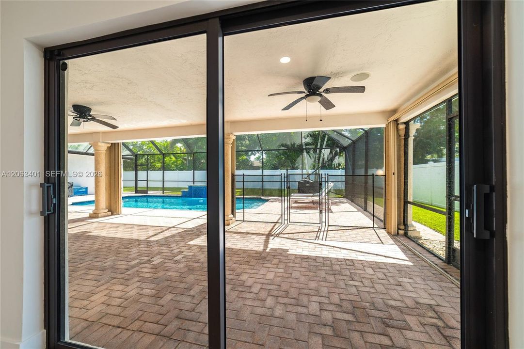 For Sale: $1,149,900 (6 beds, 3 baths, 2947 Square Feet)