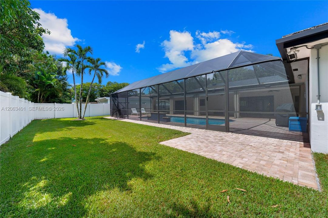 For Sale: $1,149,900 (6 beds, 3 baths, 2947 Square Feet)