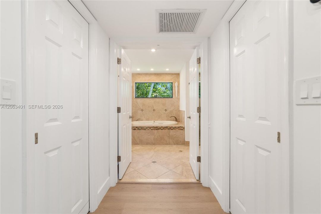 For Sale: $1,149,900 (6 beds, 3 baths, 2947 Square Feet)