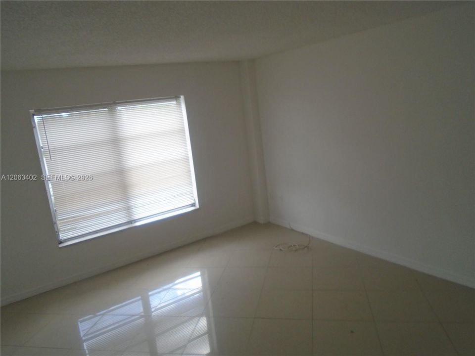 En Renta: $1,400 (1 camas, 1 baños, 783 Pies cuadrados)
