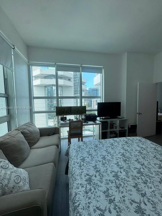В аренду: $4,650 (2 спален, 2 ванн, 1289 Квадратных фут)