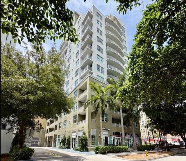 For Sale: $435,000 (2 beds, 2 baths, 1134 Square Feet)