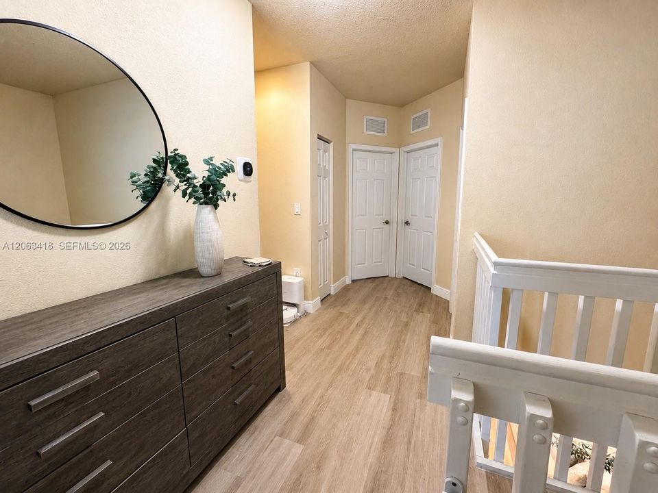 En Venta: $575,000 (3 camas, 2 baños, 1488 Pies cuadrados)