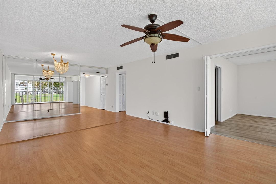 13-web-or-mls-2561 -2584