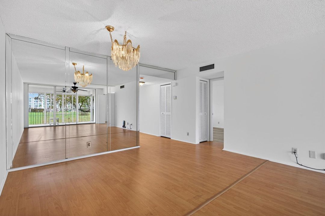 9-web-or-mls-2561 -2564
