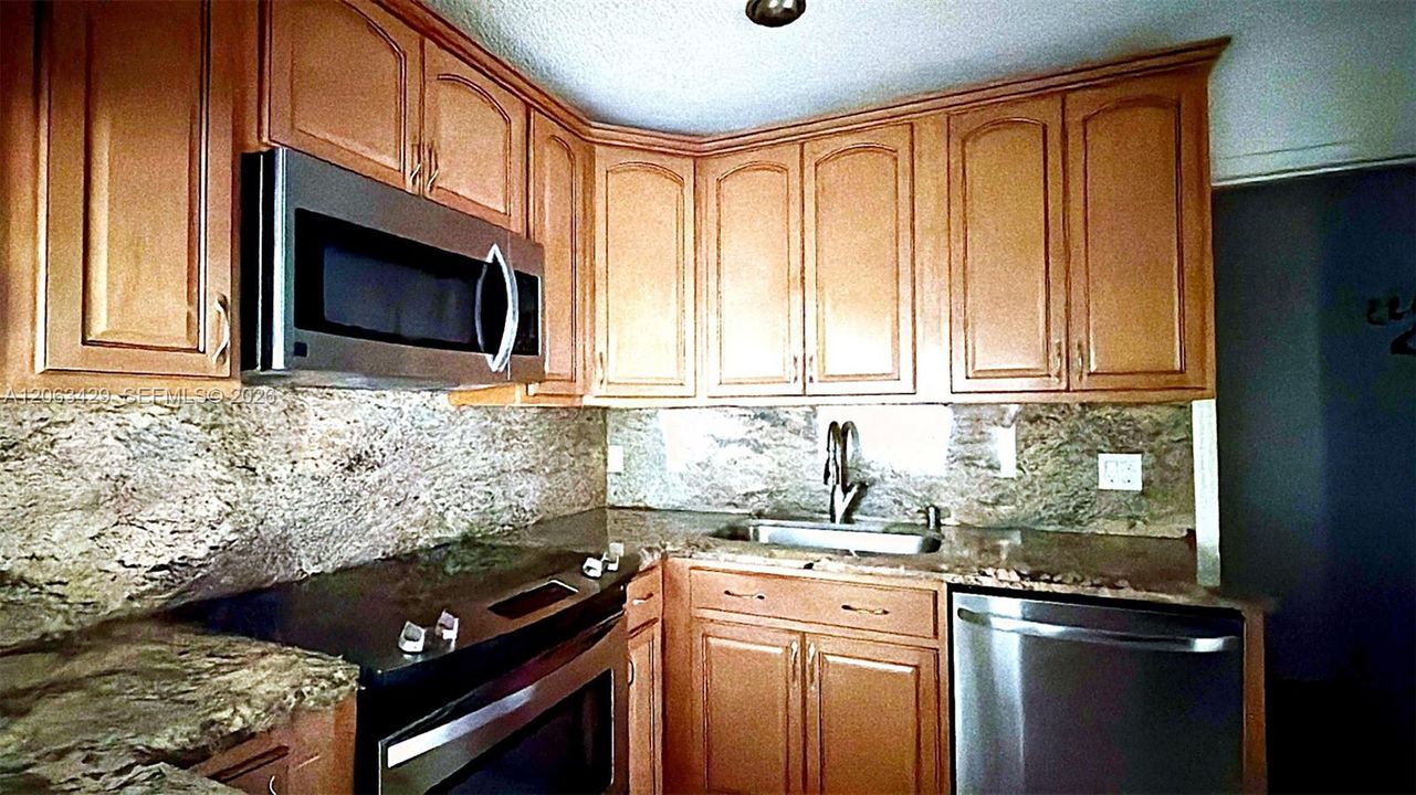 En Renta: $2,700 (3 camas, 2 baños, 1646 Pies cuadrados)