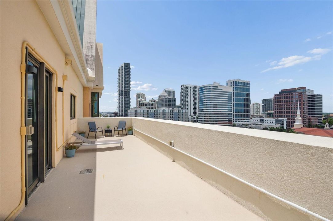 16-Primary Balcony 30-#PH3-30