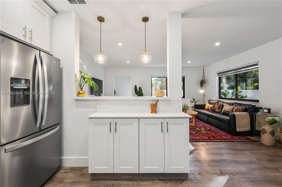 В аренду: $6,995 (2 спален, 2 ванн, 1389 Квадратных фут)