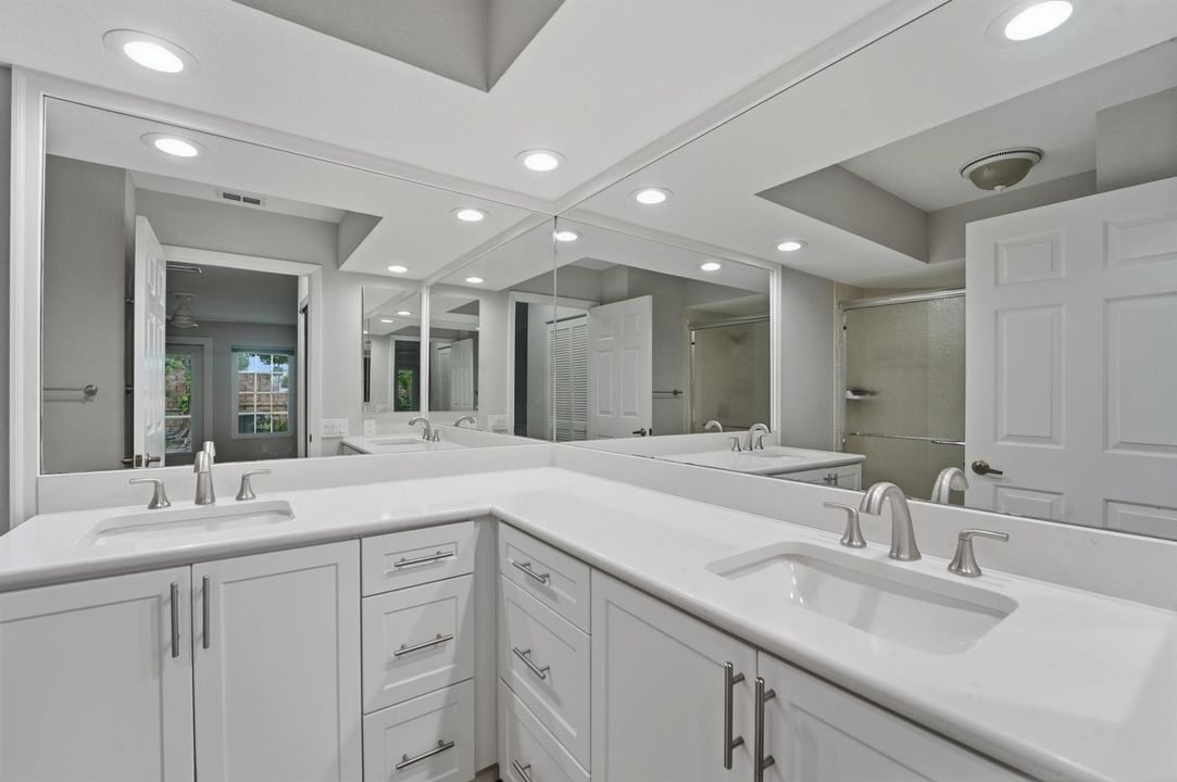 1st Floor - Primary Bath