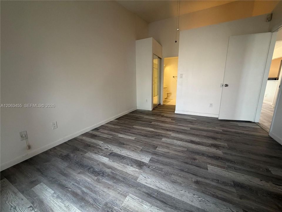 En Renta: $3,199 (3 camas, 2 baños, 1095 Pies cuadrados)
