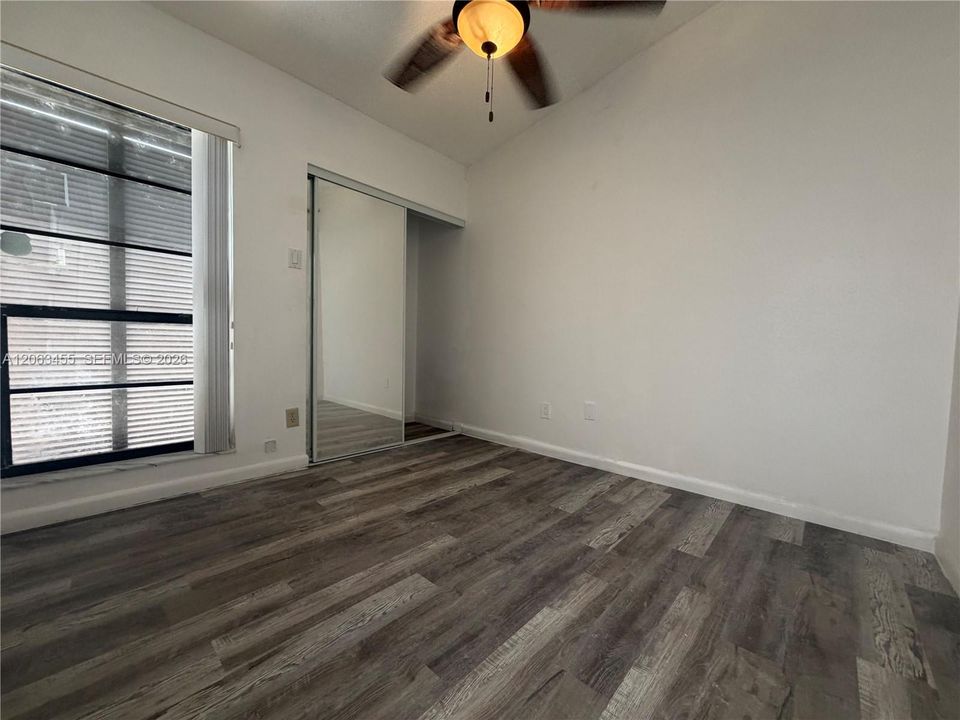 En Renta: $3,199 (3 camas, 2 baños, 1095 Pies cuadrados)