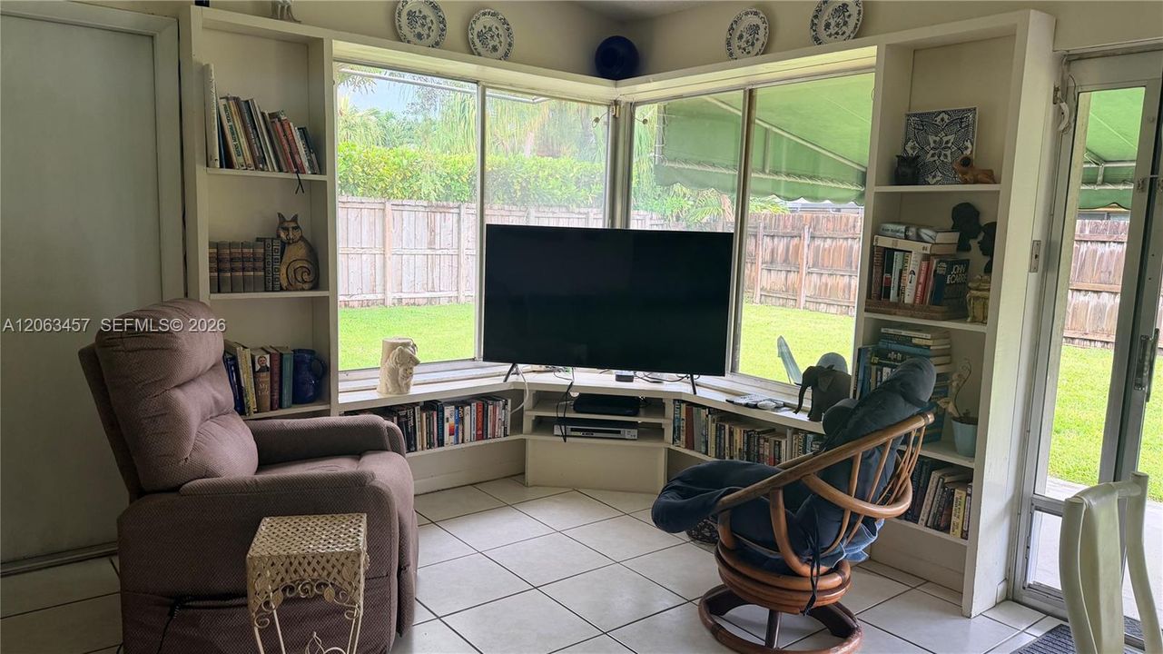 For Rent: $5,250 (4 beds, 3 baths, 1468 Square Feet)