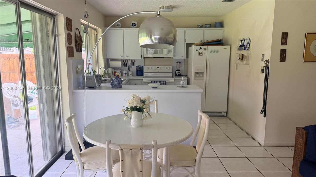 For Rent: $5,250 (4 beds, 3 baths, 1468 Square Feet)