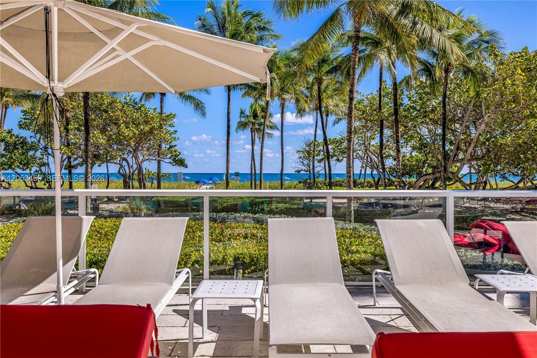 For Sale: $5,375,000 (4 beds, 5 baths, 3300 Square Feet)