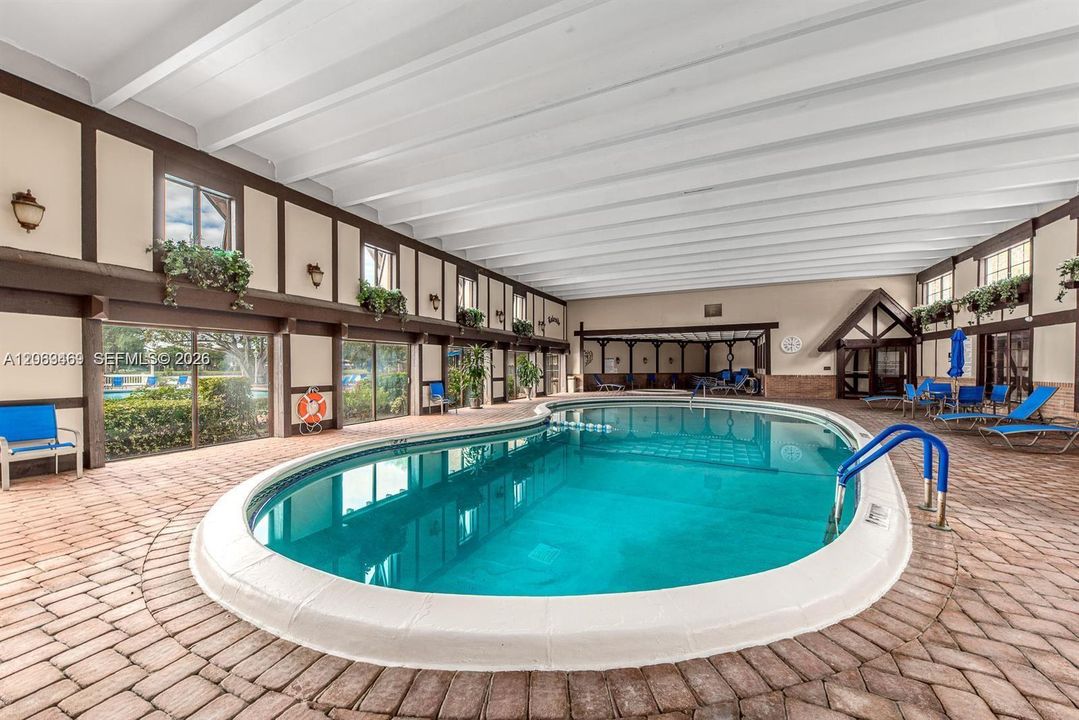 For Sale: $270,000 (4 beds, 3 baths, 1750 Square Feet)