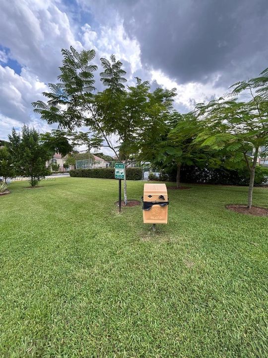 For Rent: $1,850 (1 beds, 1 baths, 768 Square Feet)