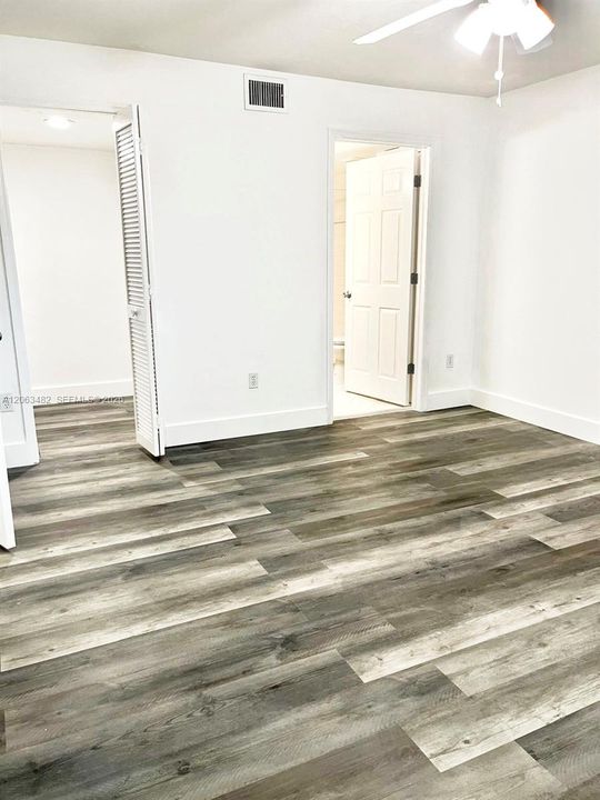 В аренду: $2,200 (2 спален, 2 ванн, 1201 Квадратных фут)
