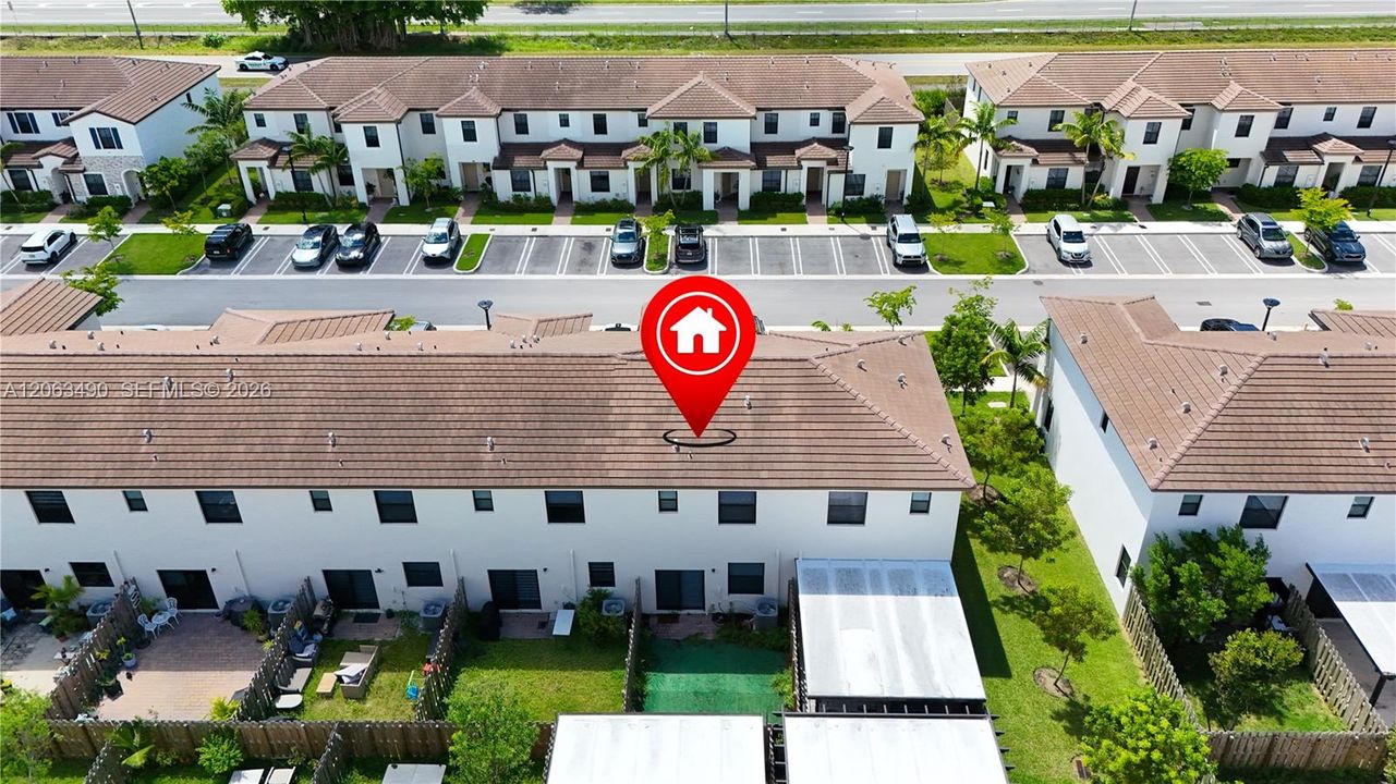 На продажу: $430,000 (3 спален, 2 ванн, 1393 Квадратных фут)