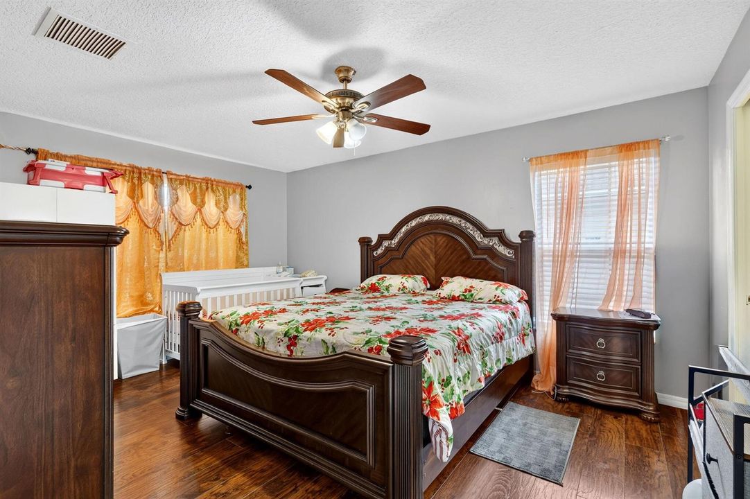 26-web-or-mls-5P1A4568