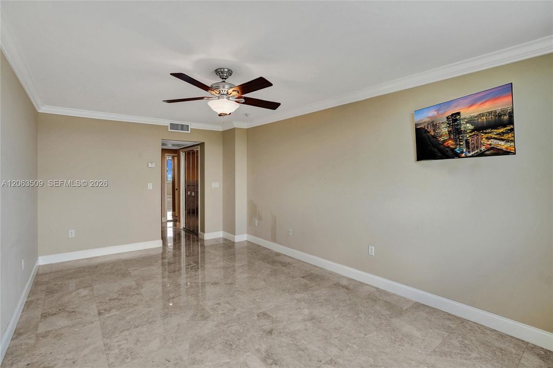 В аренду: $3,500 (2 спален, 2 ванн, 1120 Квадратных фут)