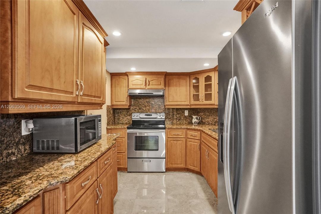 В аренду: $3,500 (2 спален, 2 ванн, 1120 Квадратных фут)