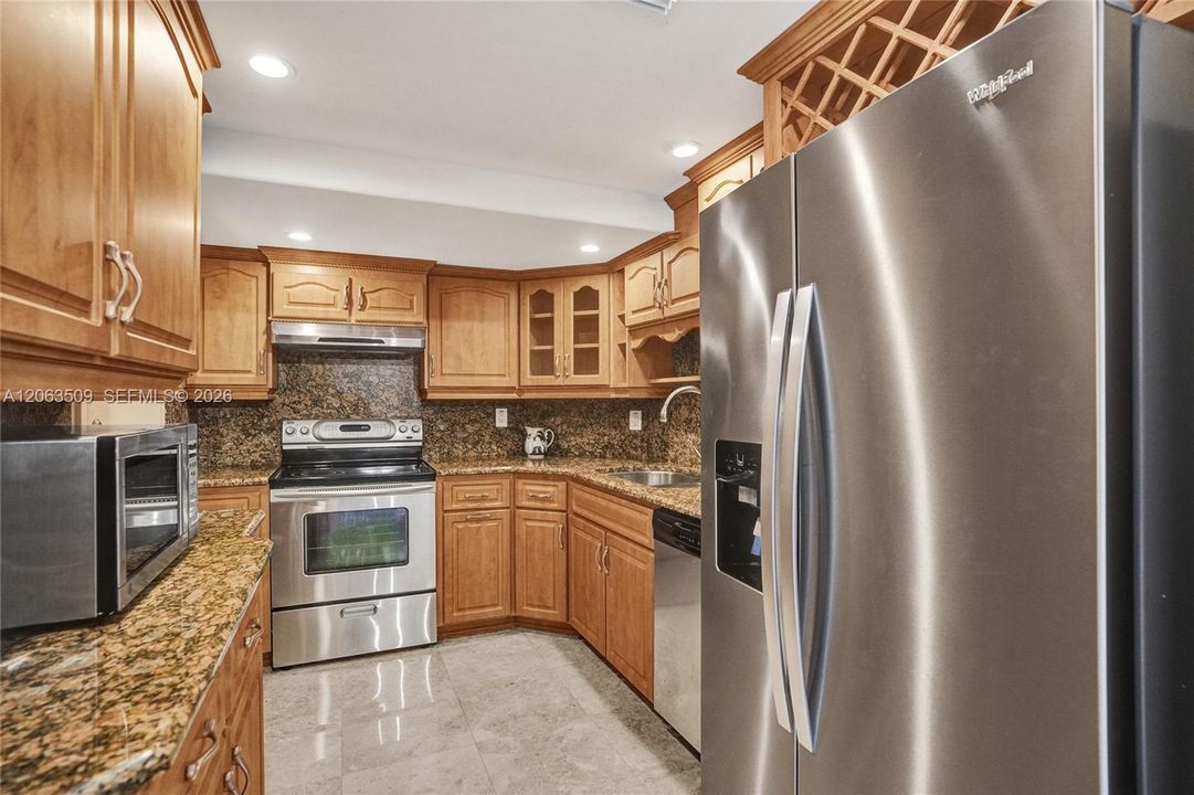В аренду: $3,500 (2 спален, 2 ванн, 1120 Квадратных фут)
