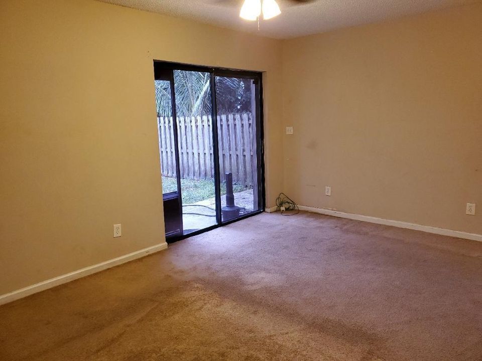 Maste bedroom