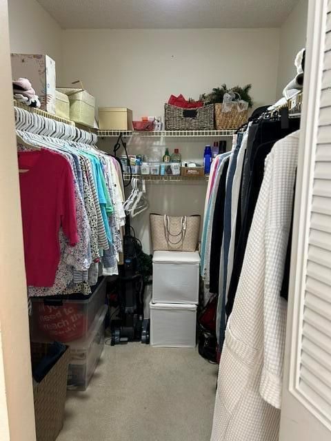Walk in closet
