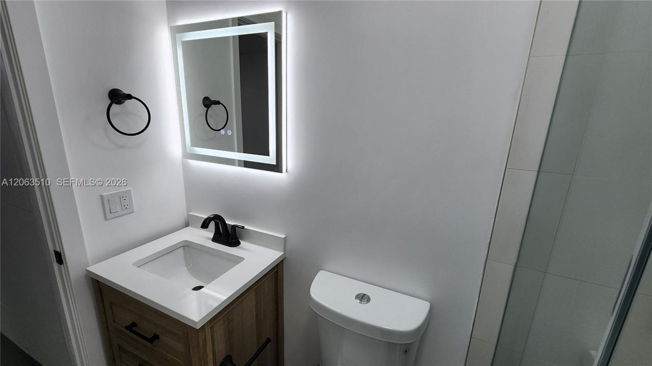 В аренду: $1,650 (0 спален, 1 ванн, 468 Квадратных фут)