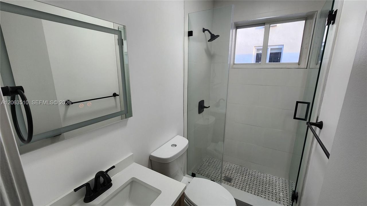 В аренду: $1,650 (0 спален, 1 ванн, 468 Квадратных фут)