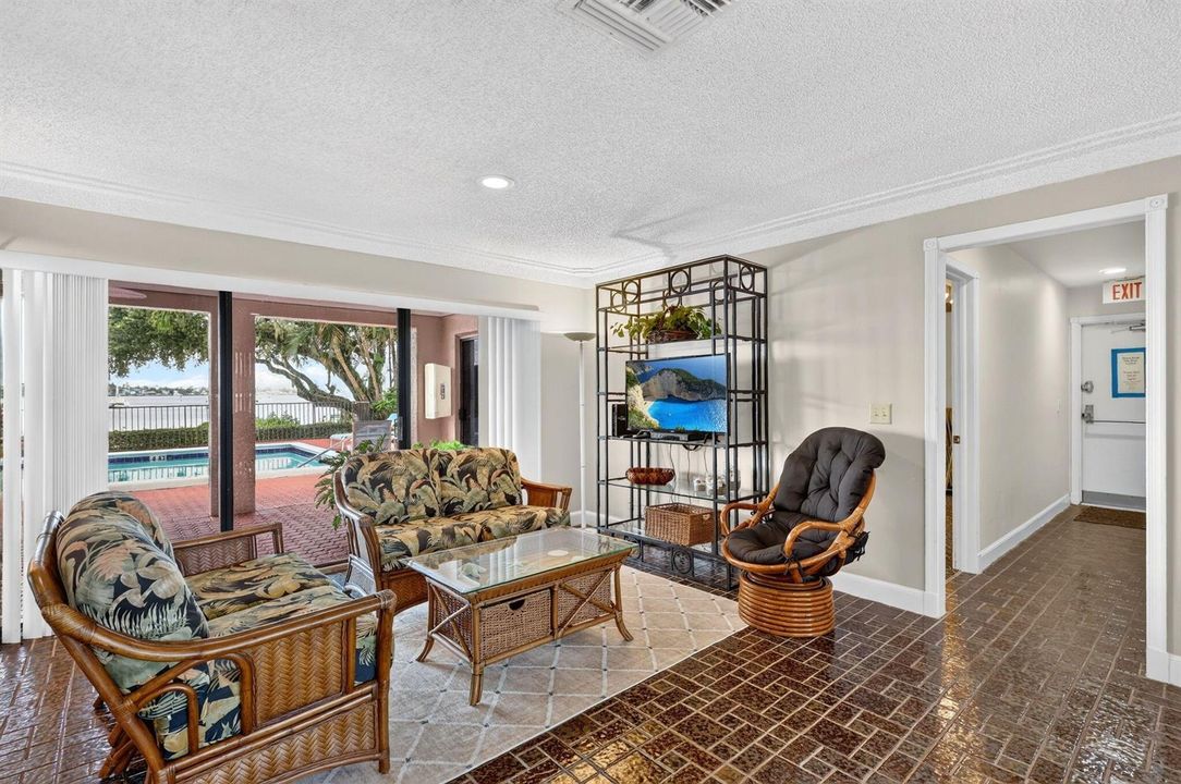 62-web-or-mls-5P1A9444