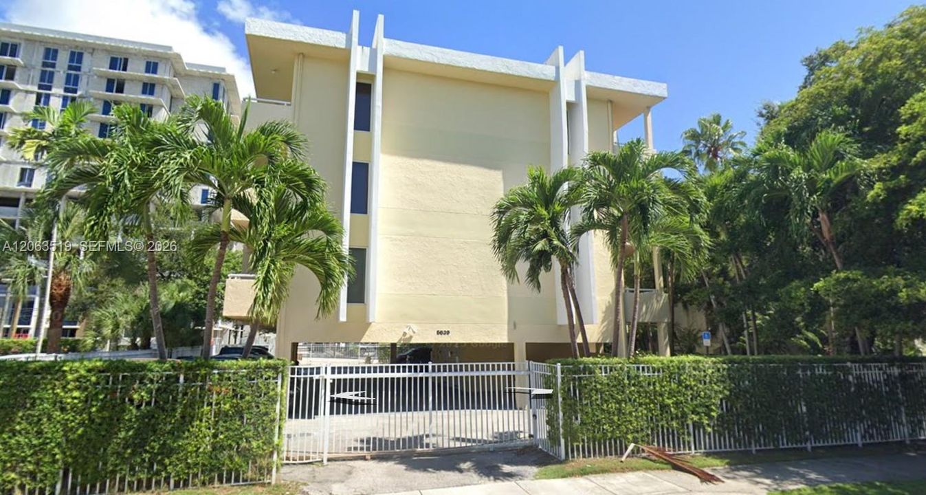 На продажу: $305,000 (1 спален, 1 ванн, 612 Квадратных фут)