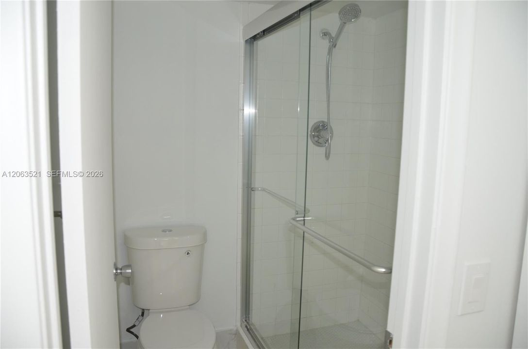En Renta: $2,300 (2 camas, 2 baños, 1100 Pies cuadrados)