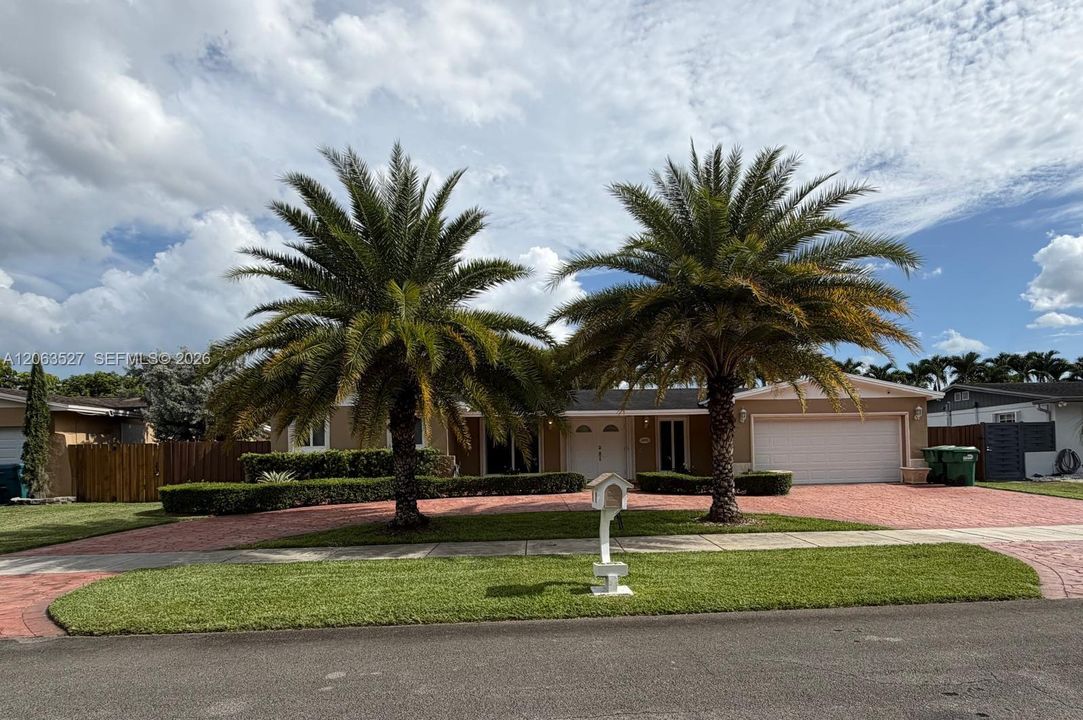En Venta: $816,000 (3 camas, 2 baños, 1742 Pies cuadrados)