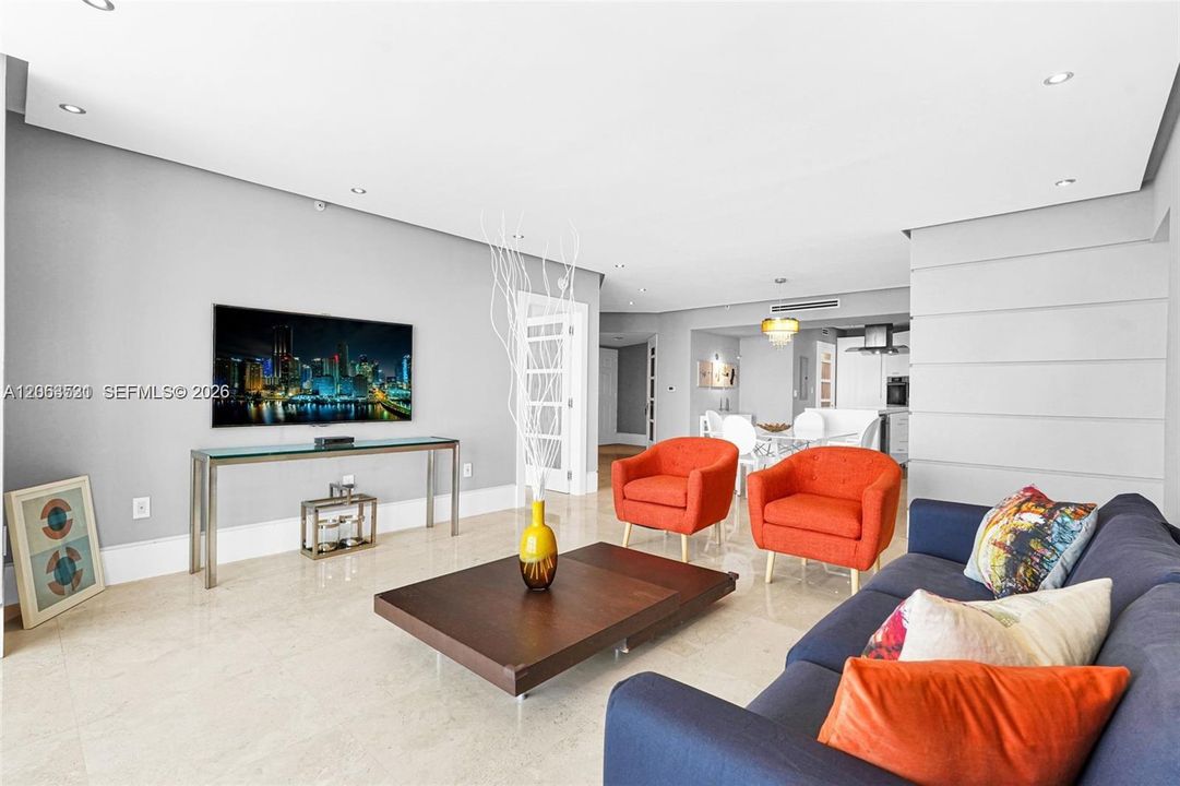 На продажу: $1,349,000 (2 спален, 2 ванн, 1602 Квадратных фут)